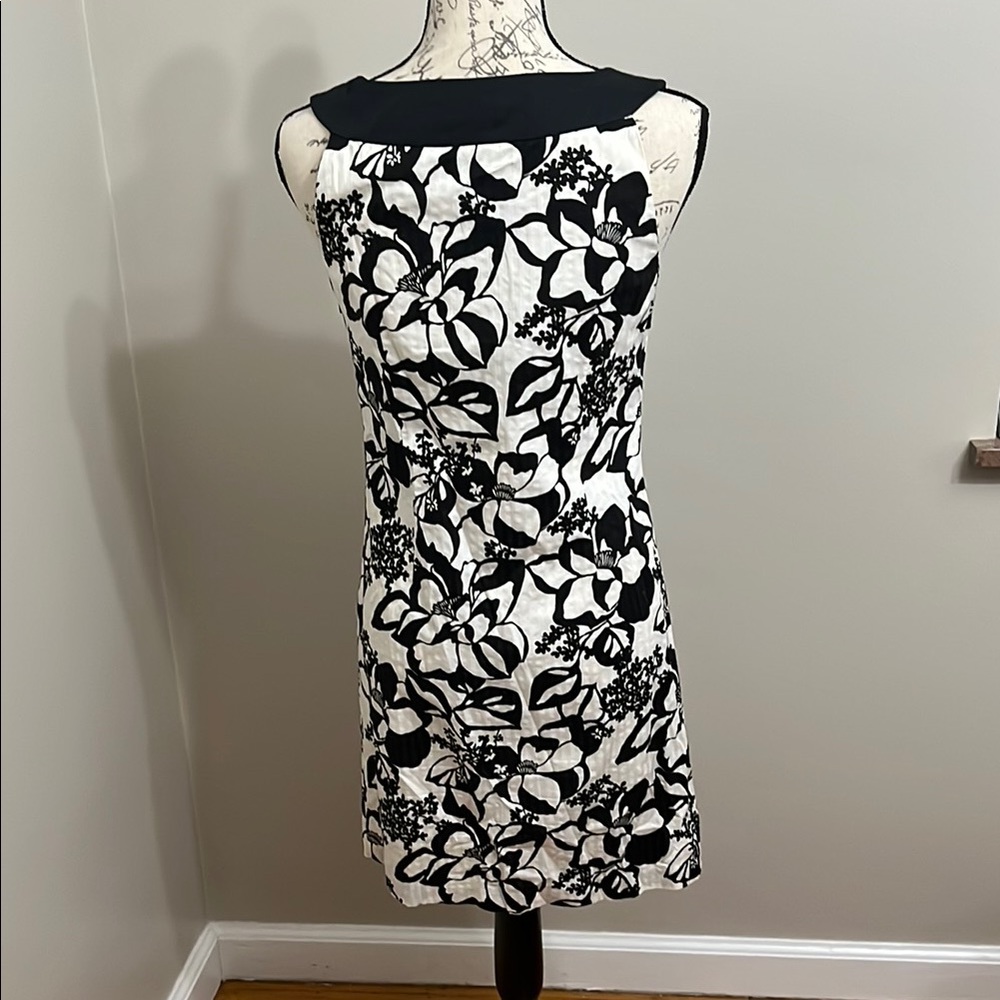 LOFT DRESS - Picture 2 of 3